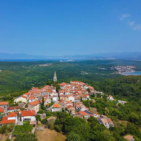 Andela By Interhome Добринь