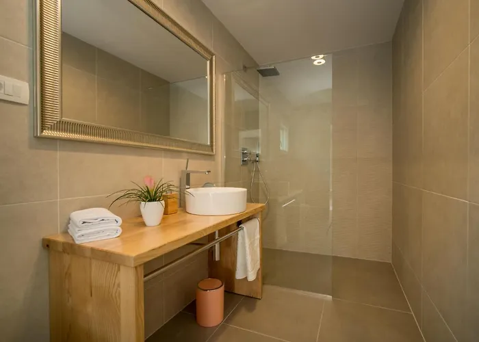 Andela By Interhome *